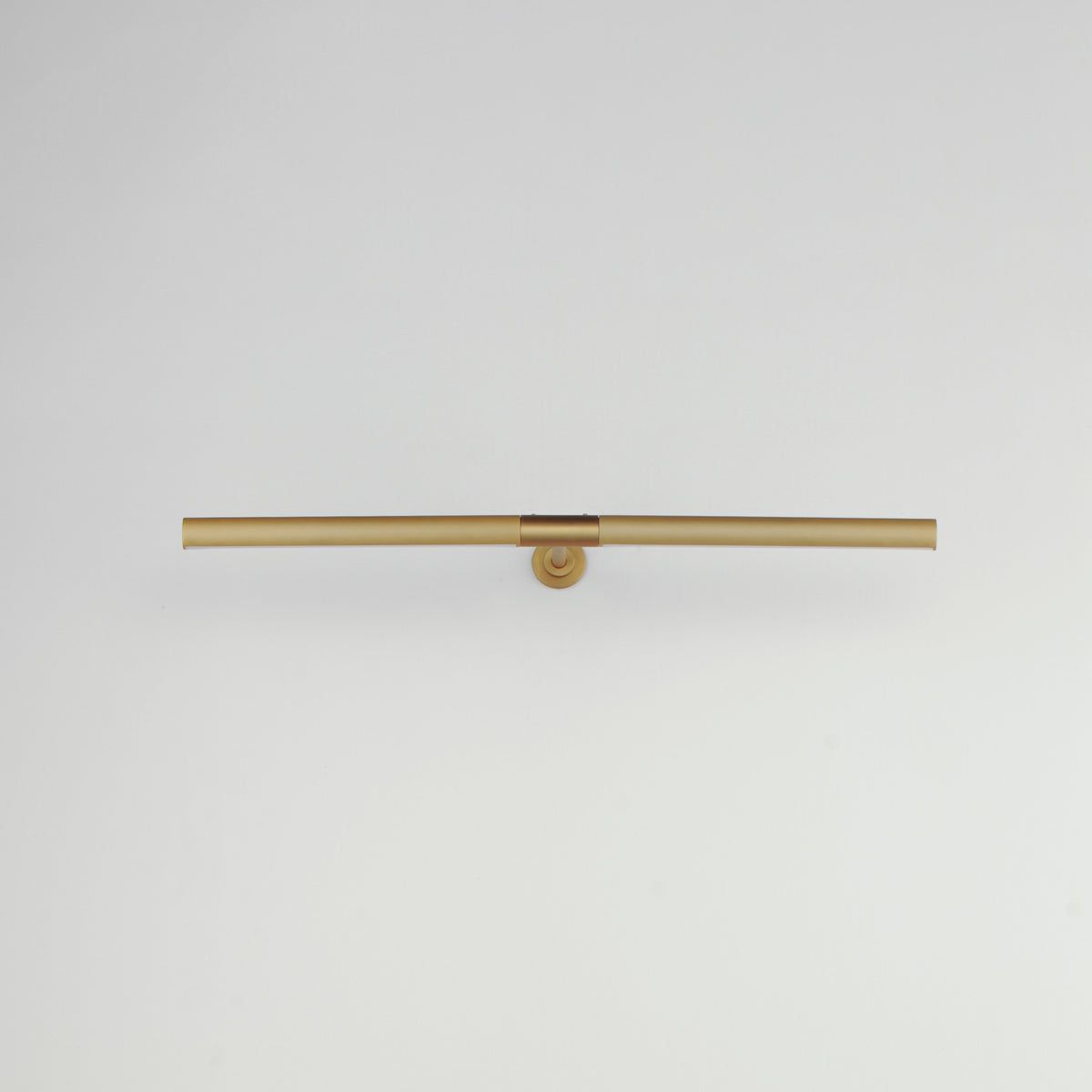 Dorian  24" Picture Light