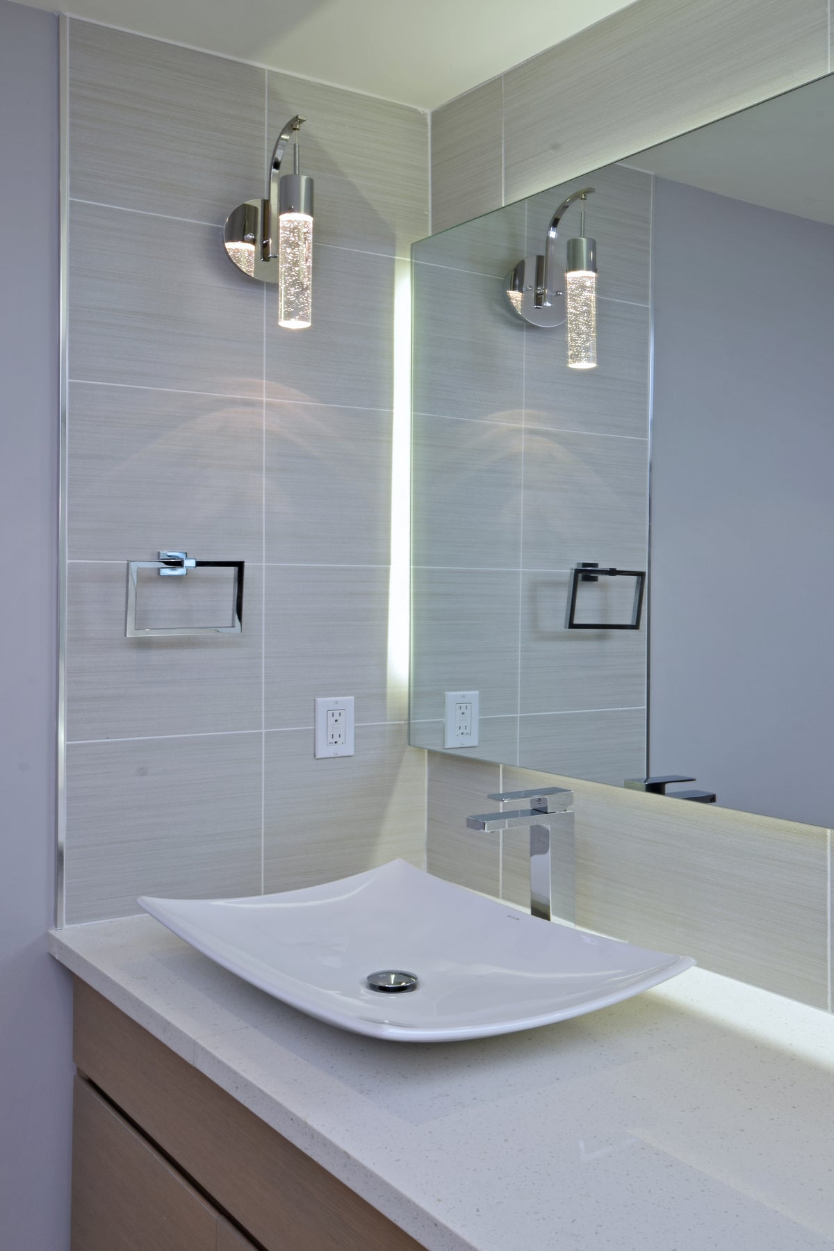 Fizz IV 1-Light LED Wall Sconce