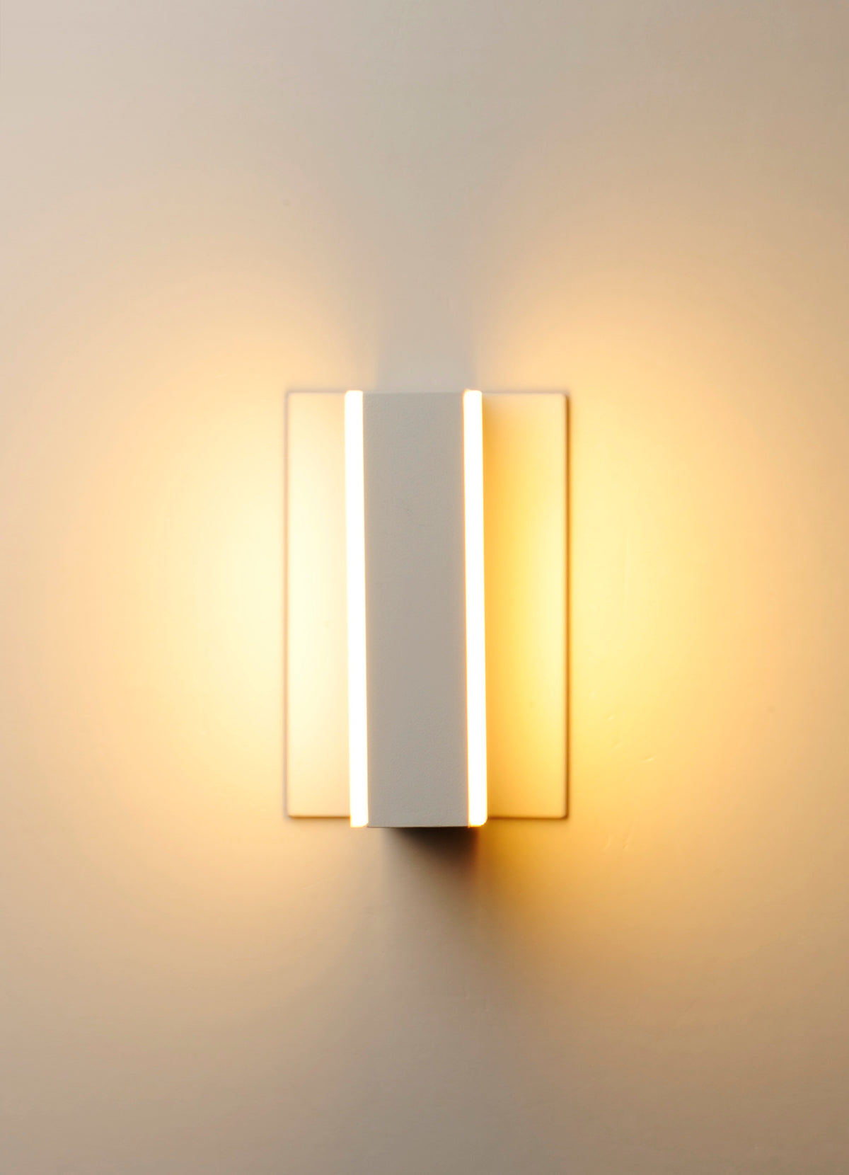 Omni 7" LED Wall Sconce