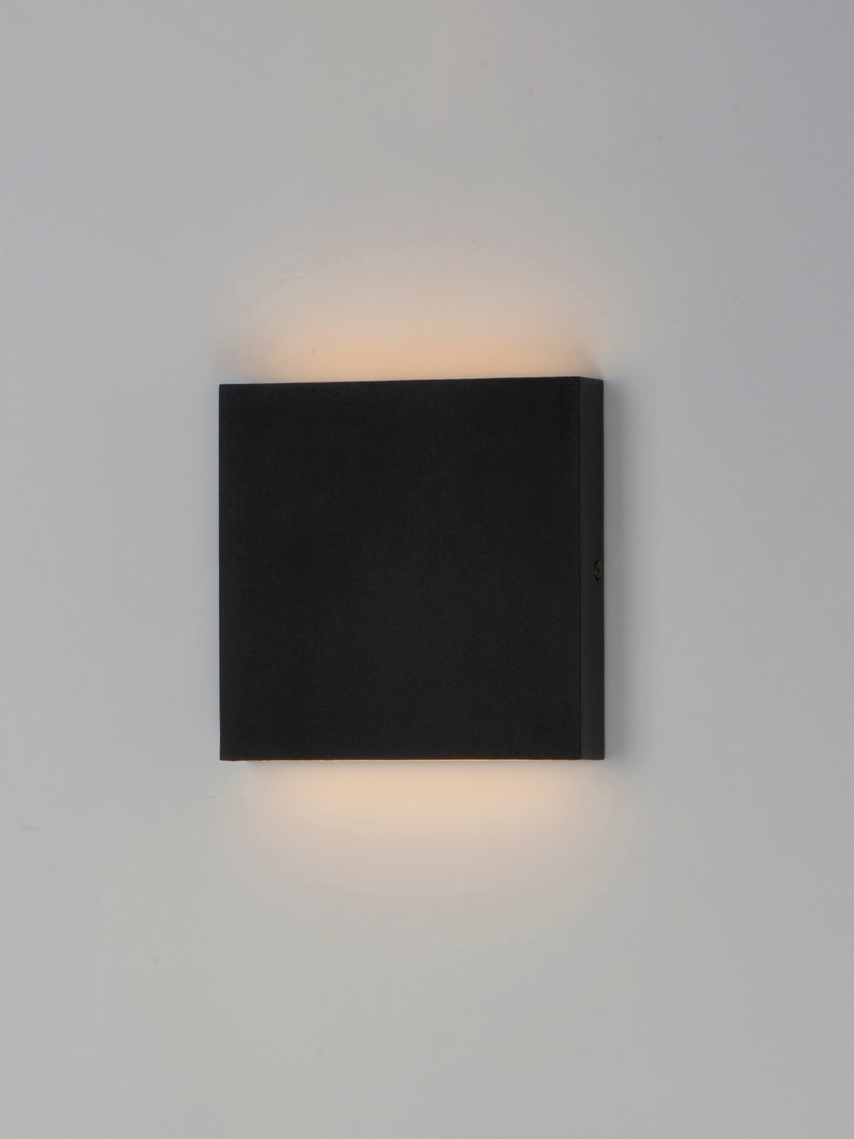 Brik 4.75" LED Outdoor Wall Sconce