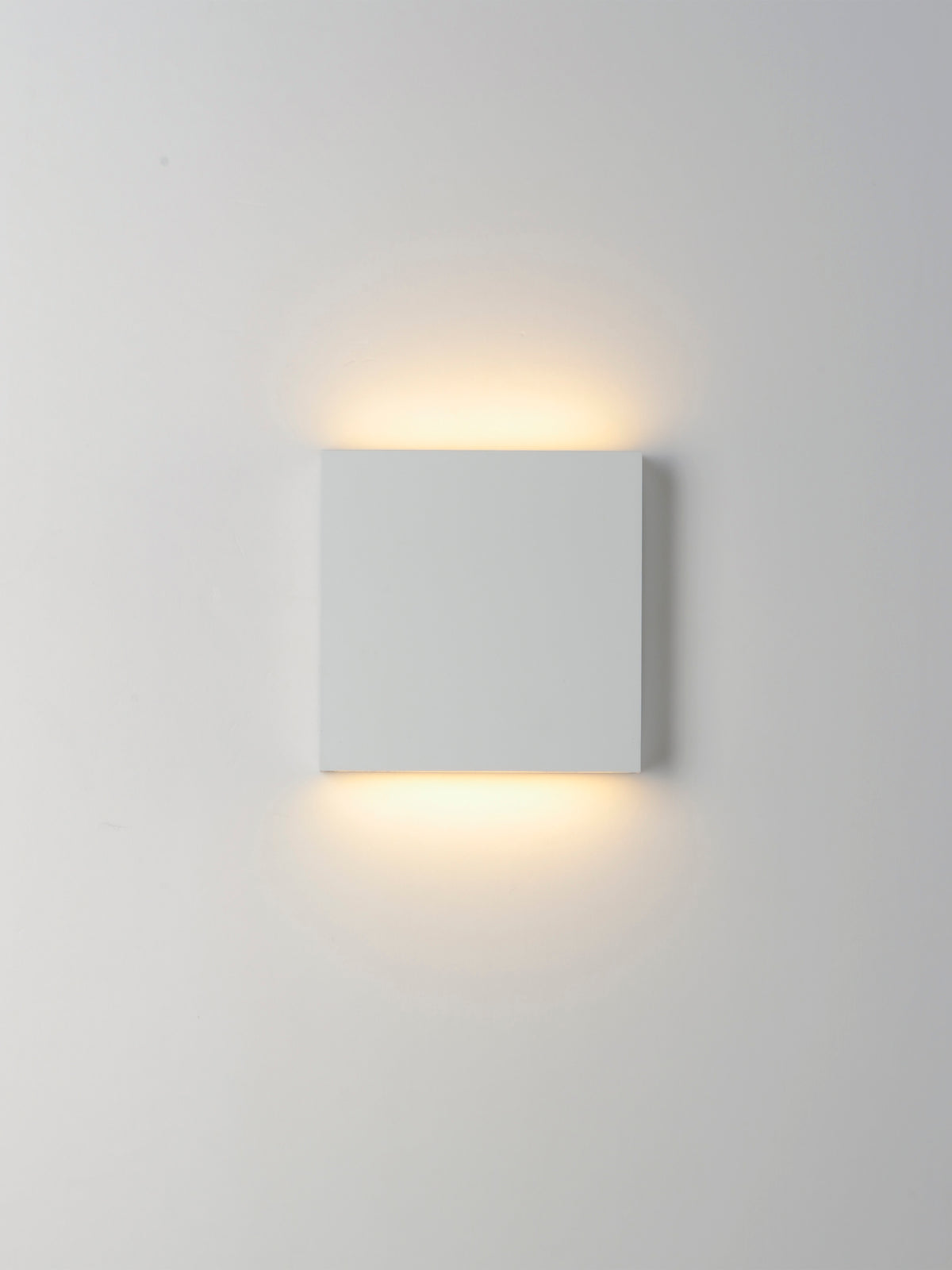 Brik 4.75" LED Outdoor Wall Sconce