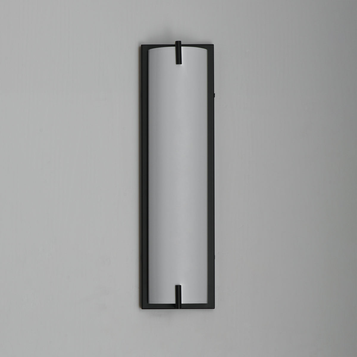 Alto 18" LED Bath Sconce - 5CCT