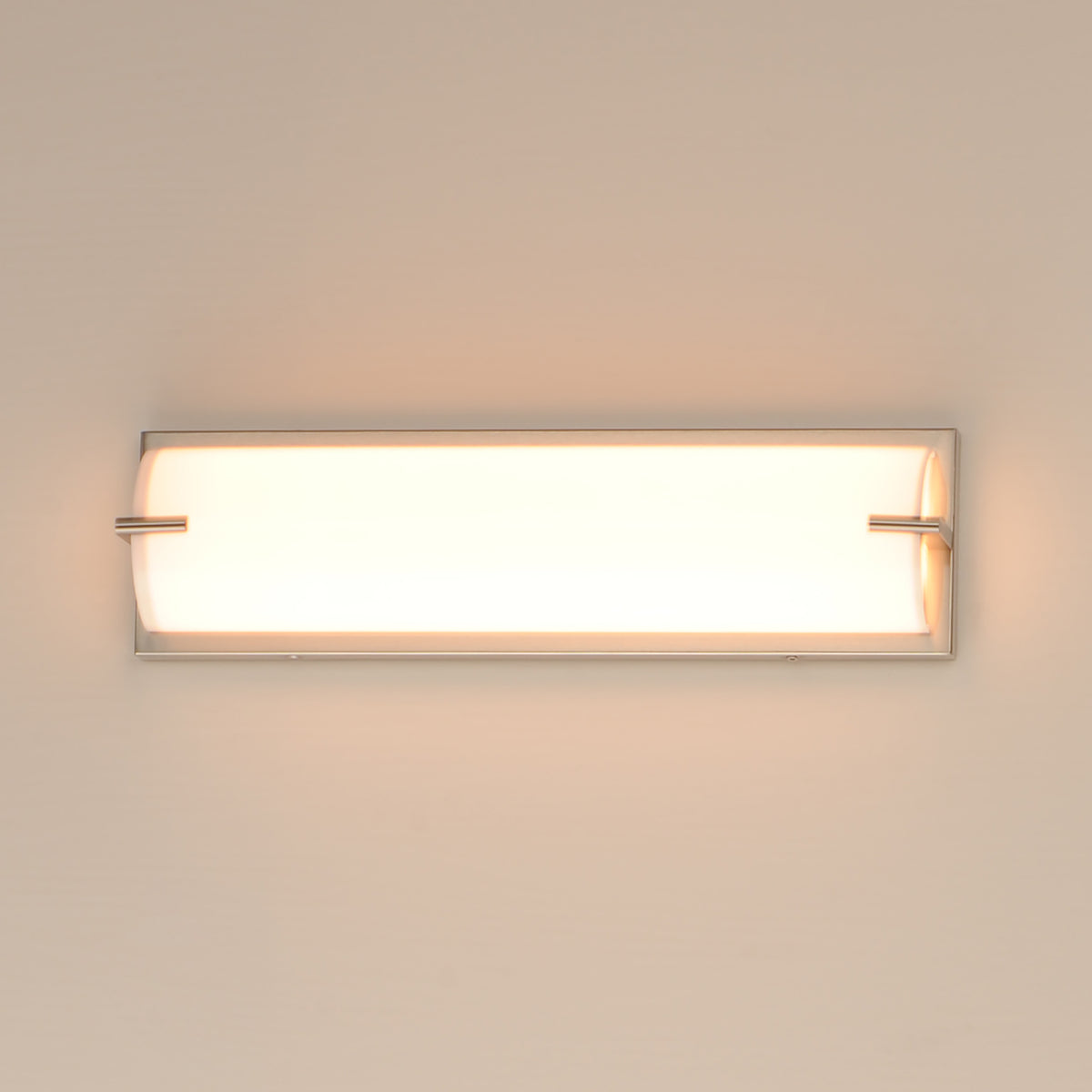 Alto 18" LED Bath Sconce - 5CCT