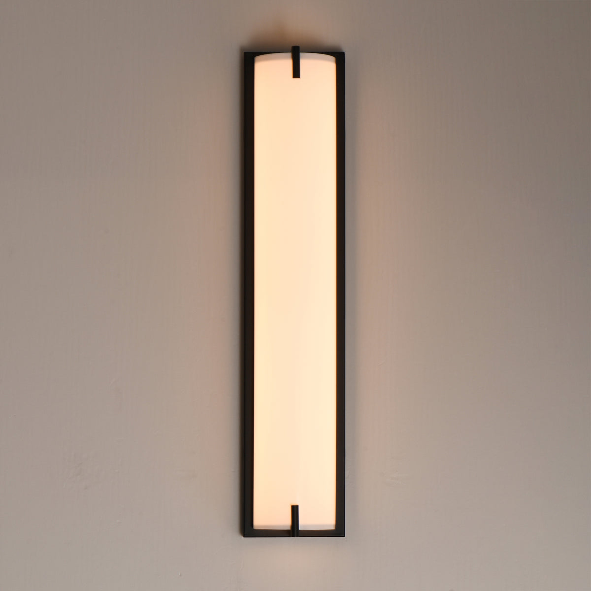 Alto 24" LED Bath Sconce - 5CCT