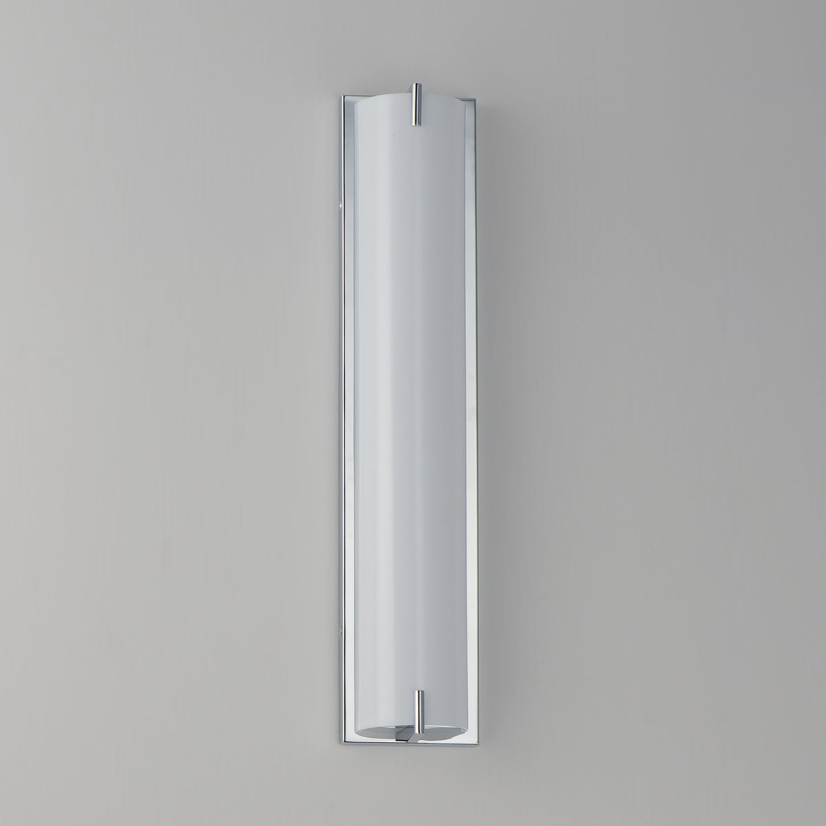 Alto 24" LED Bath Sconce - 5CCT