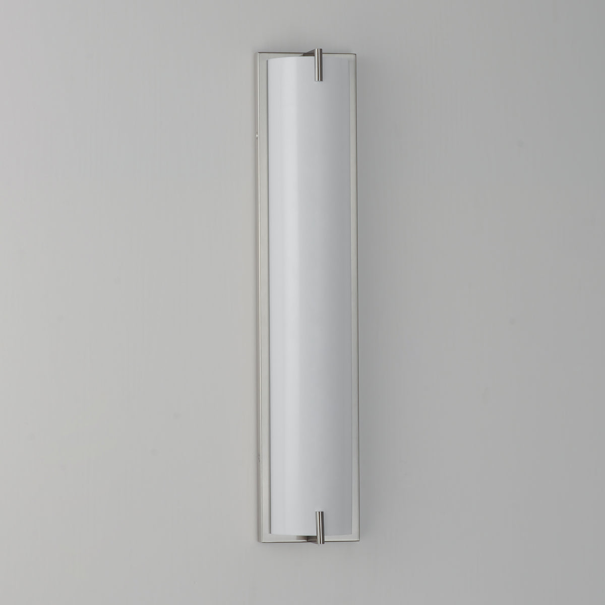Alto 24" LED Bath Sconce - 5CCT