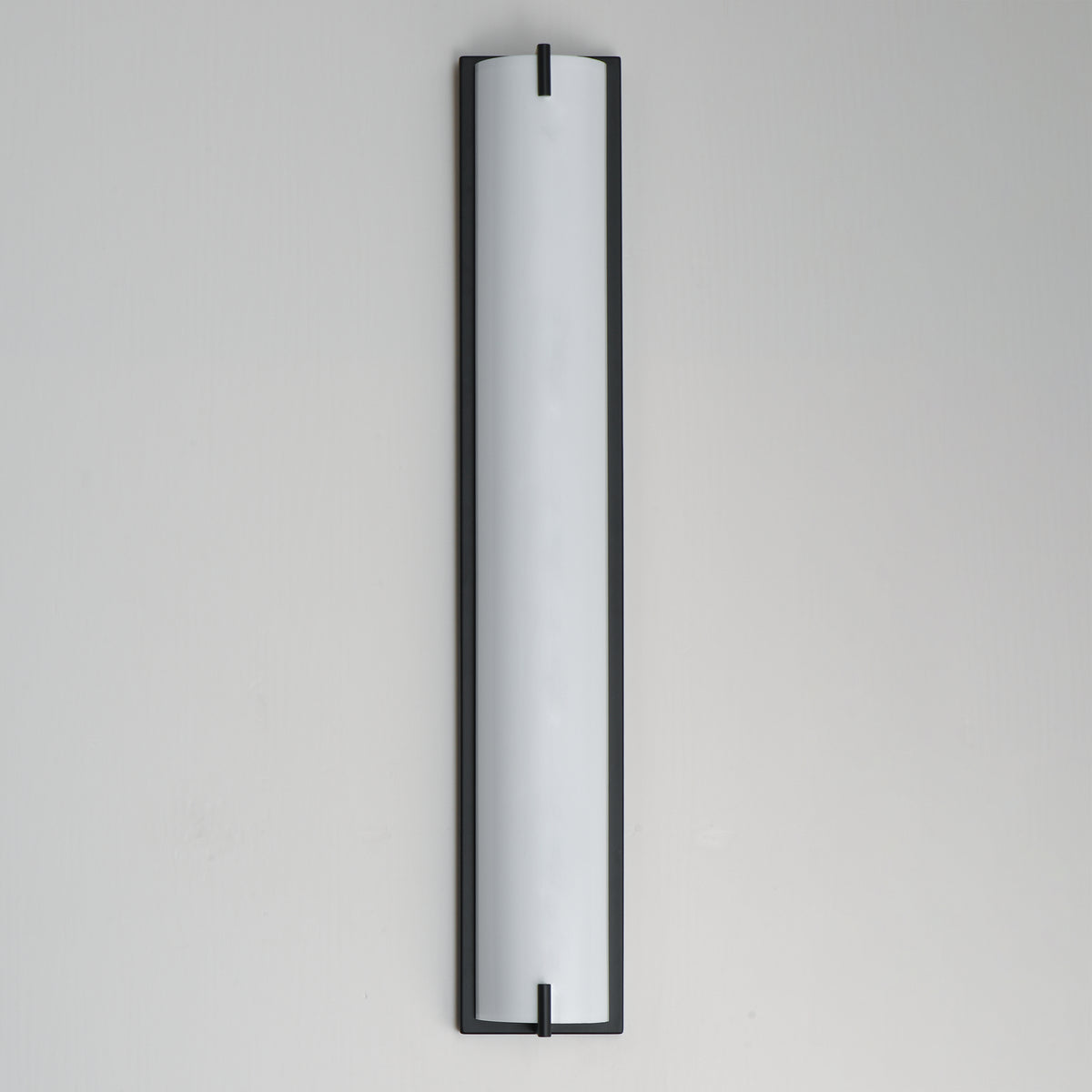 Alto 30" LED Bath Sconce - 5CCT
