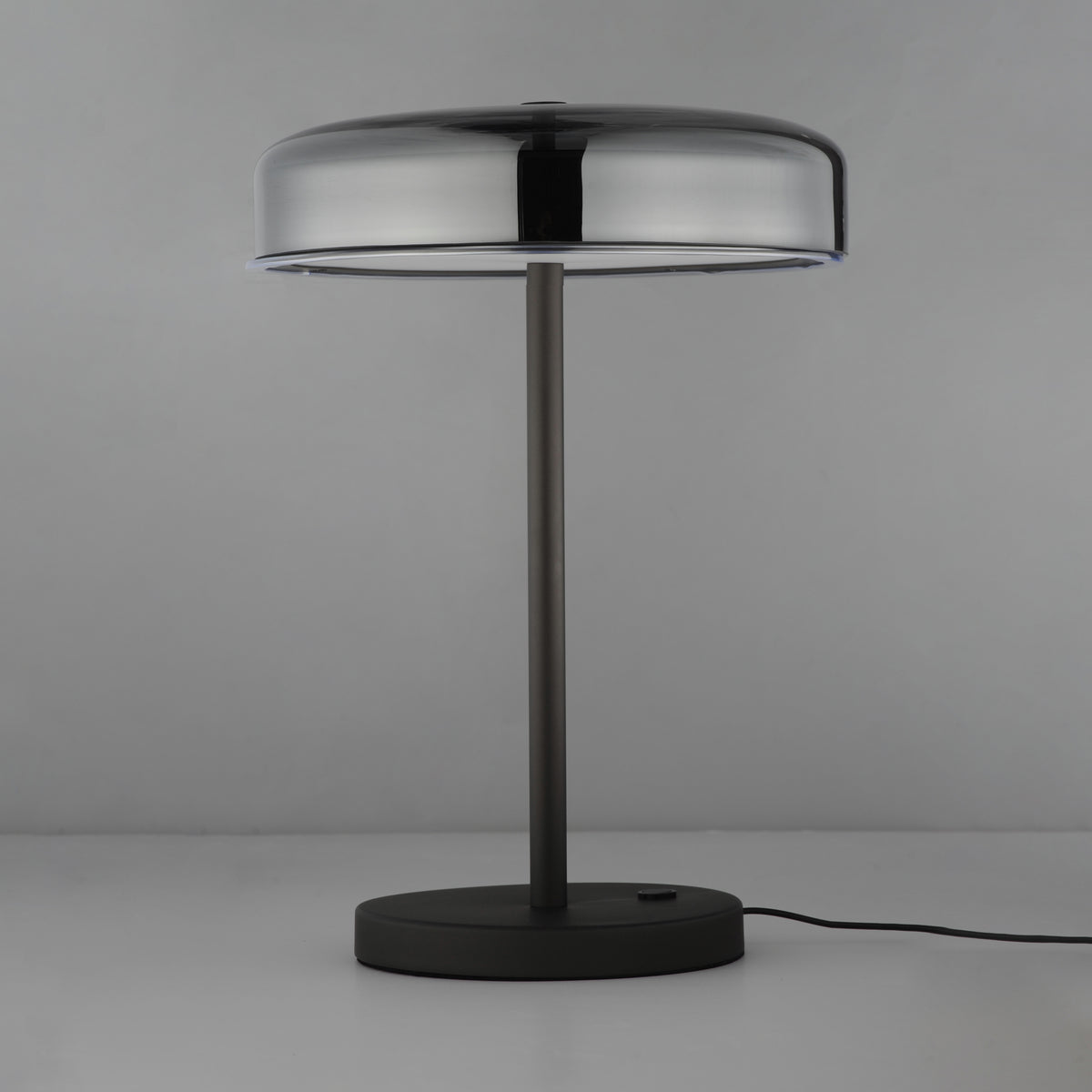 Voto LED Table Lamp
