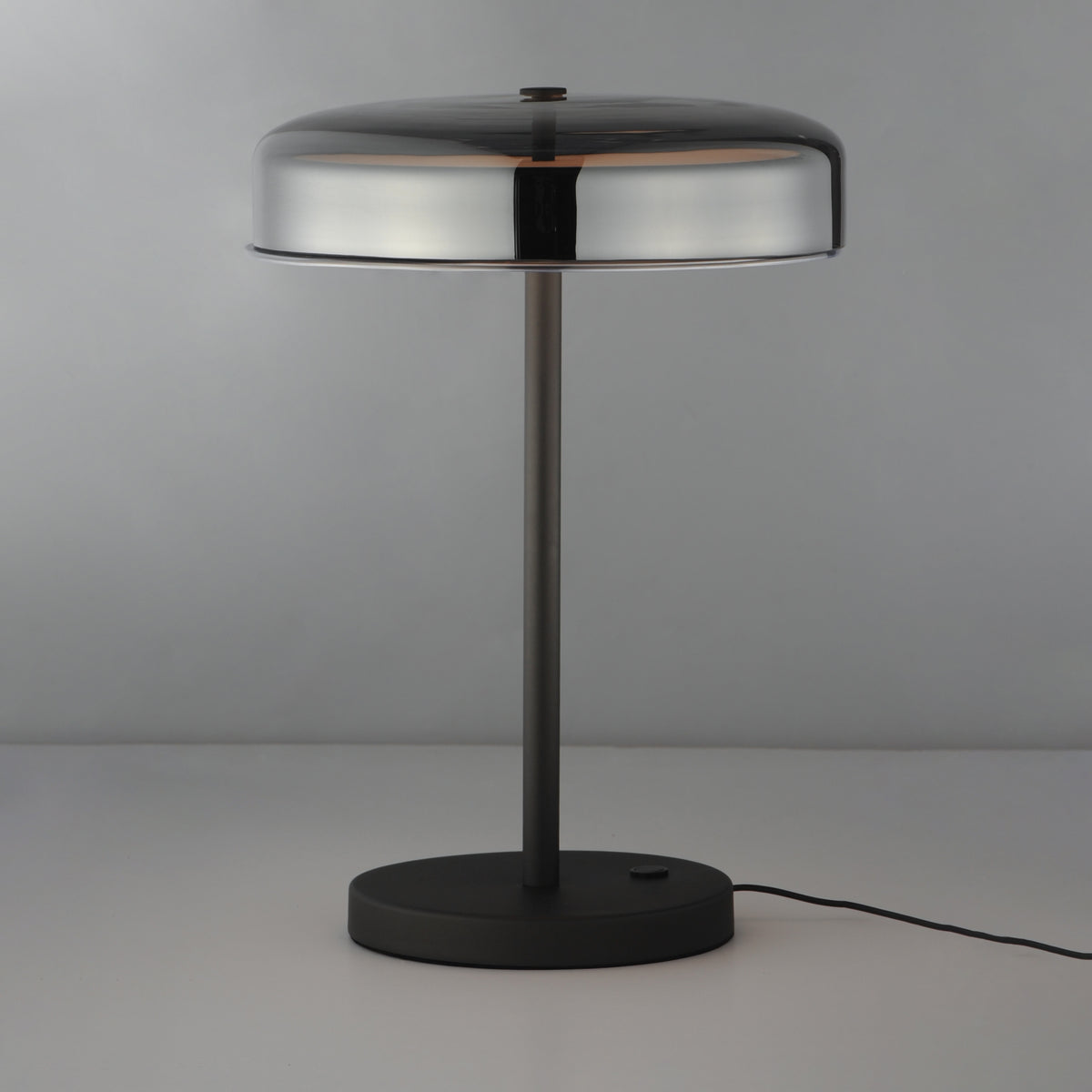 Voto LED Table Lamp
