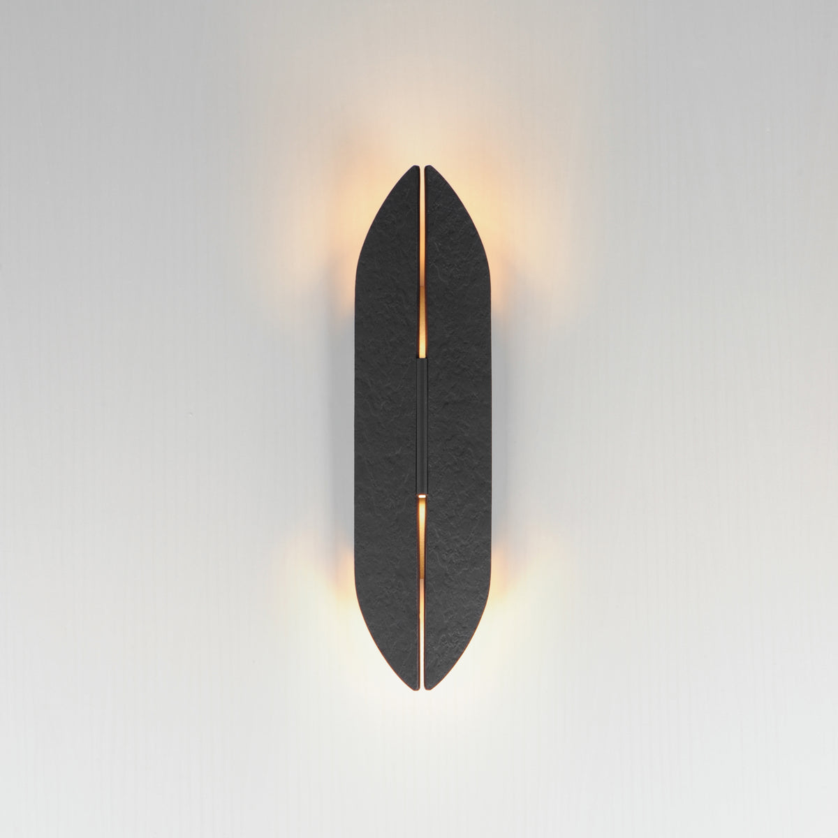 Tectonic 18" Outdoor LED Sconce