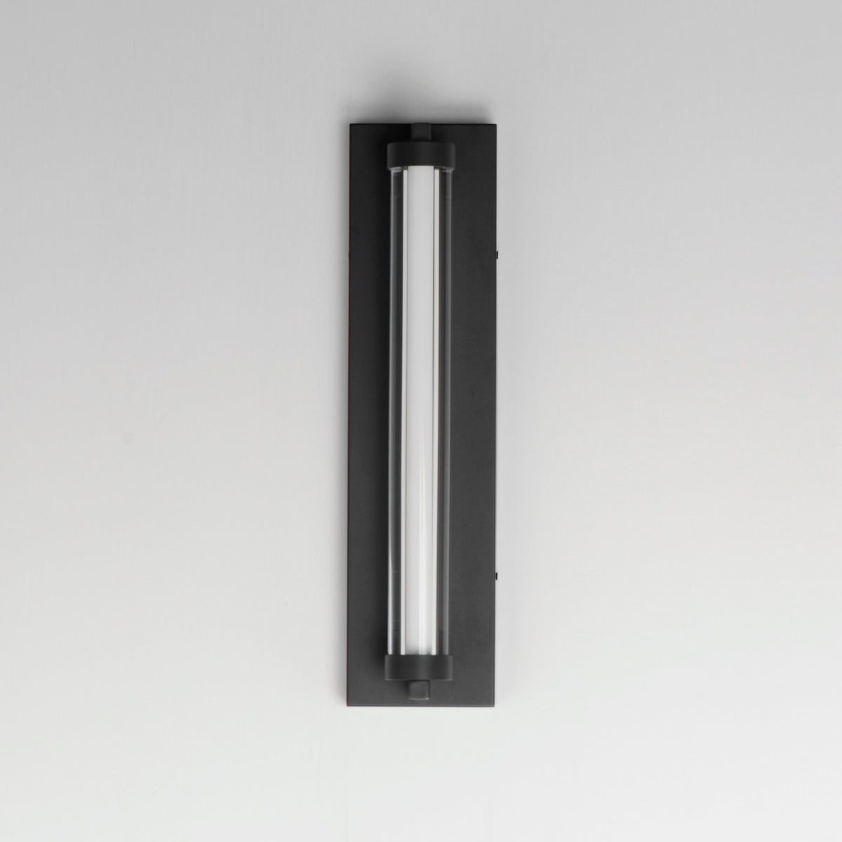 Fuse 18" LED Outdoor Wall Sconce