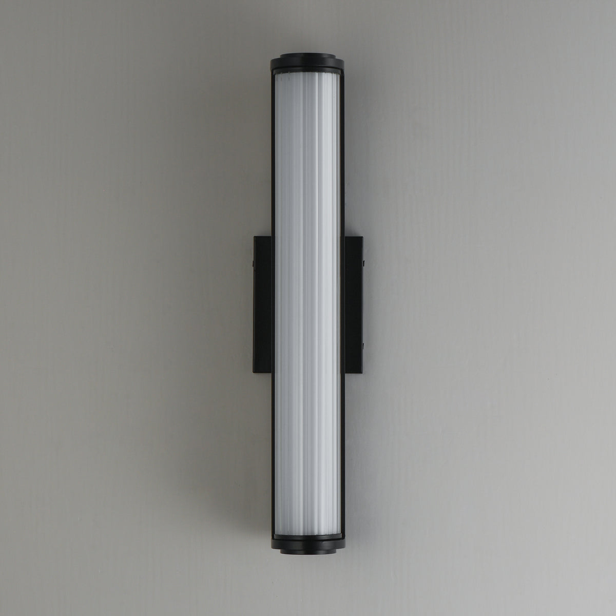 Vetra LED Outdoor Wall Sconce