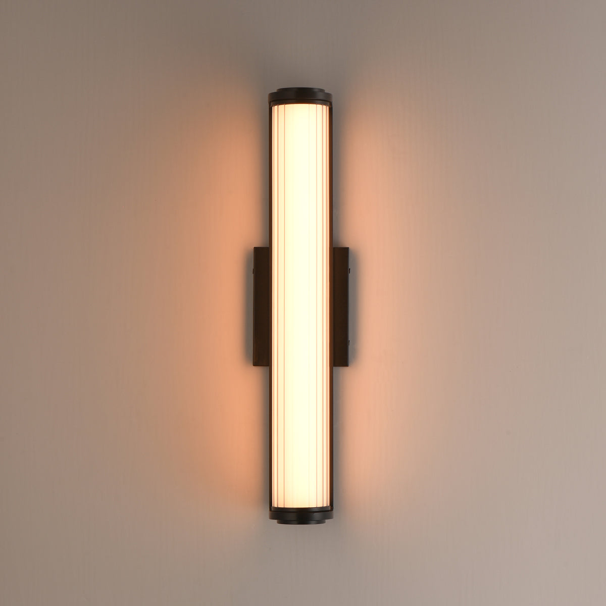 Vetra LED Outdoor Wall Sconce