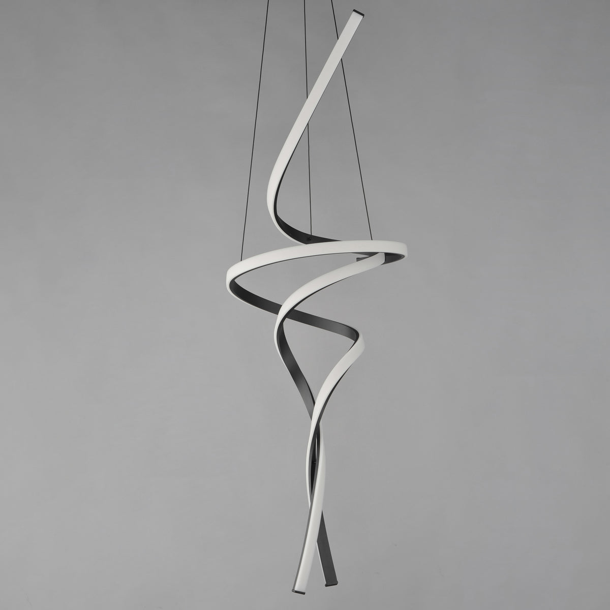 Serpentine 60" Vertical Pendant