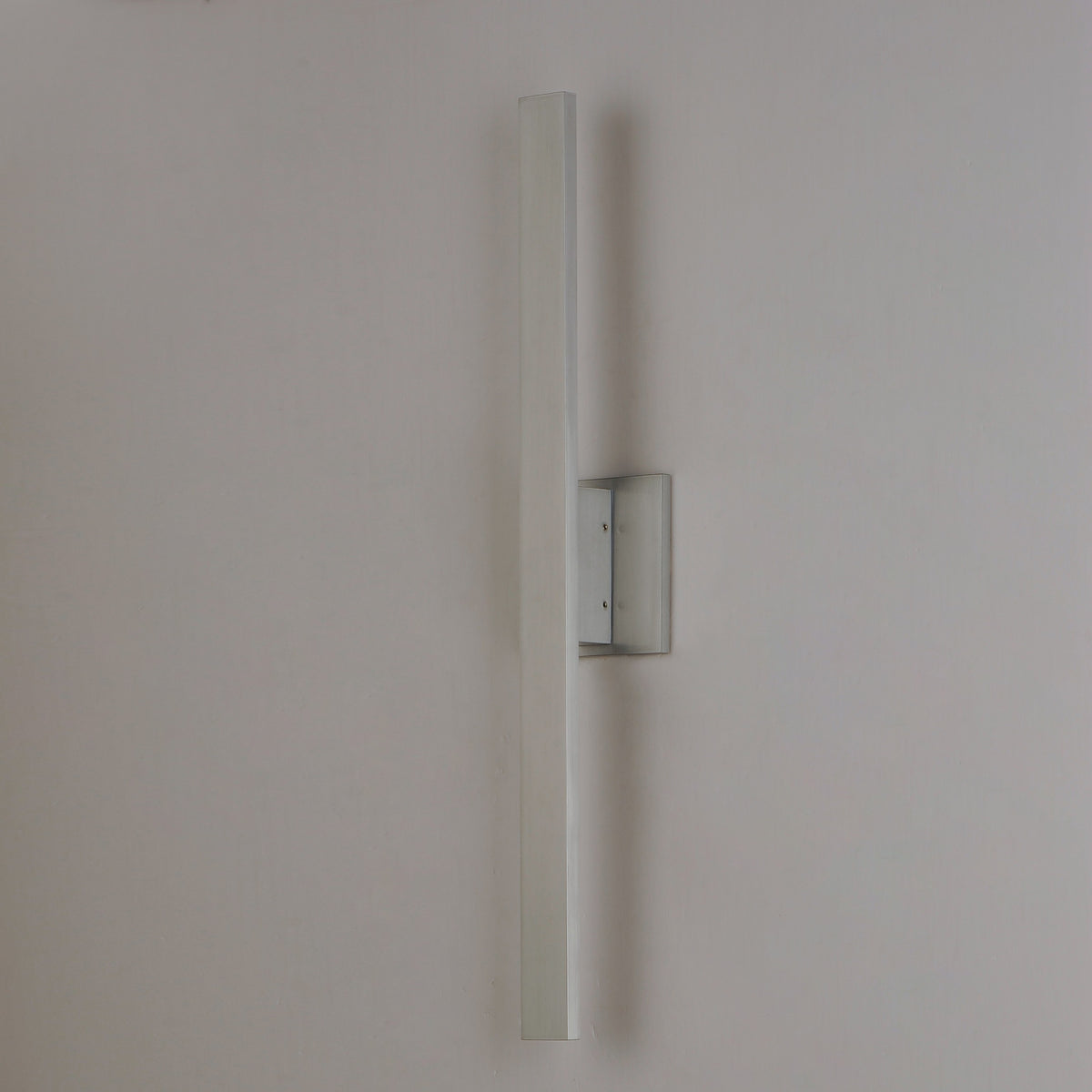 Alumilux: Line 24" LED Outdoor Wall Sconce