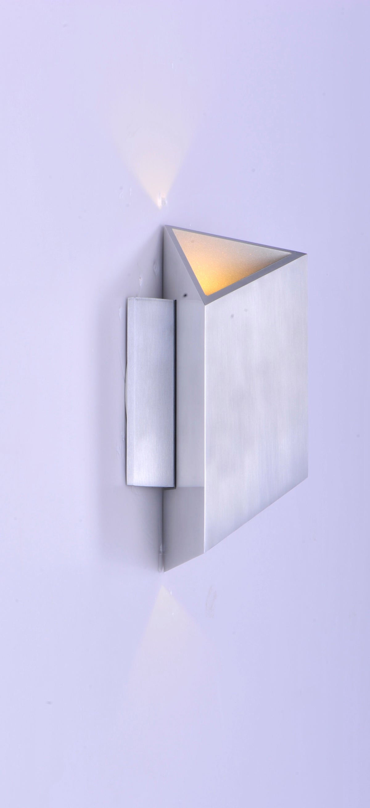 Alumilux: Facet LED Outdoor Wall Sconce