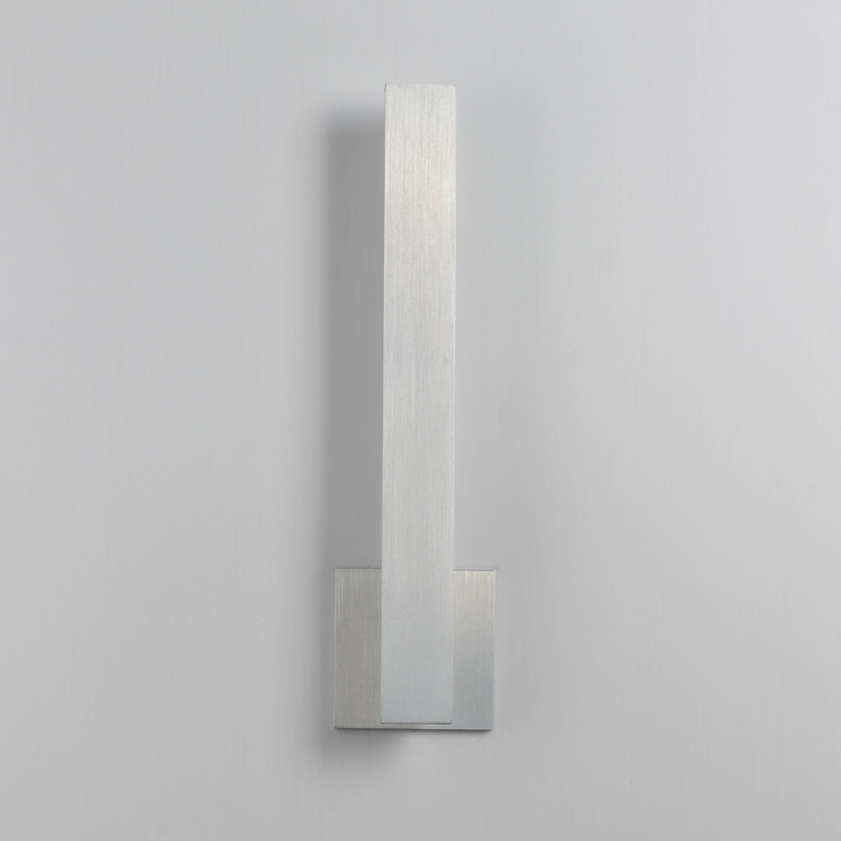 Alumilux: Line 5CCT 18" LED Outdoor Wall Sconce