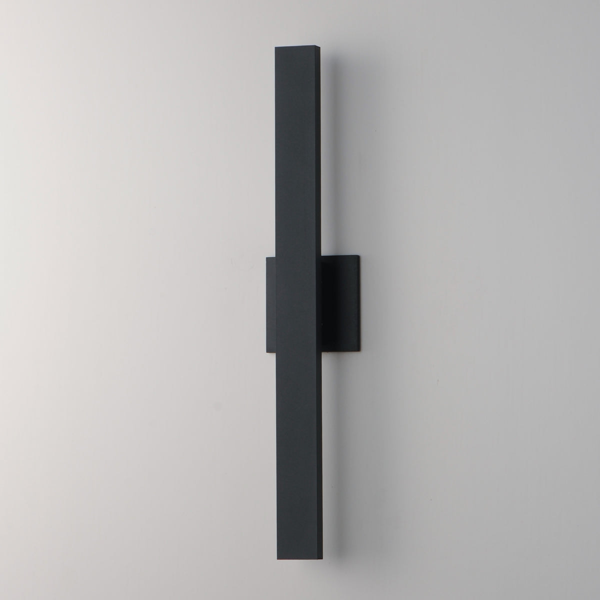Alumilux: Line 5CCT 24" LED Outdoor Wall Sconce