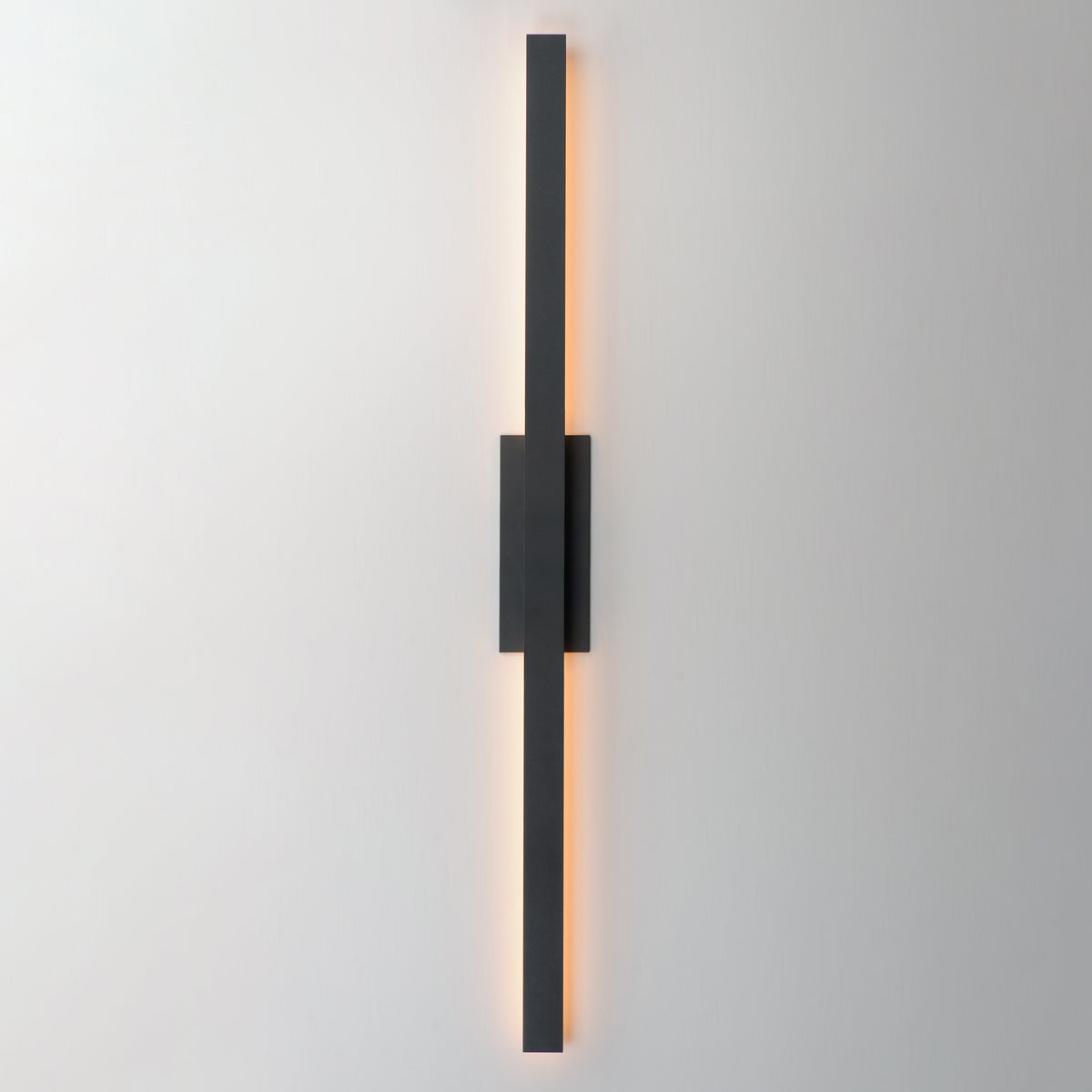 Alumilux: Line 5CCT 51" LED Outdoor Wall Sconce