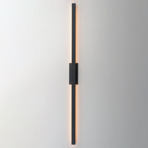 Alumilux: Line 5CCT 96" LED Outdoor Wall Sconce