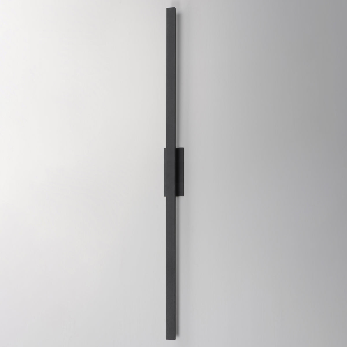 Alumilux: Line 5CCT 96" LED Outdoor Wall Sconce