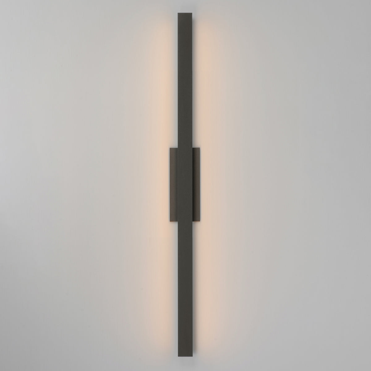 Alumilux: SideLine 51" LED Outdoor Wall Sconce