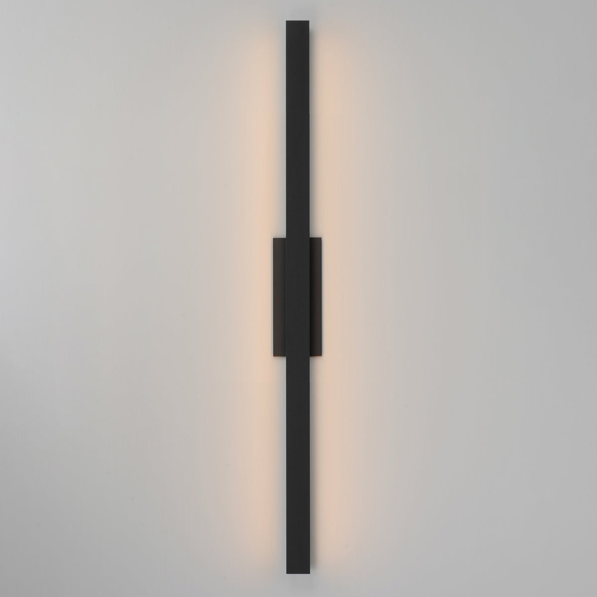 Alumilux: SideLine 51" LED Outdoor Wall Sconce