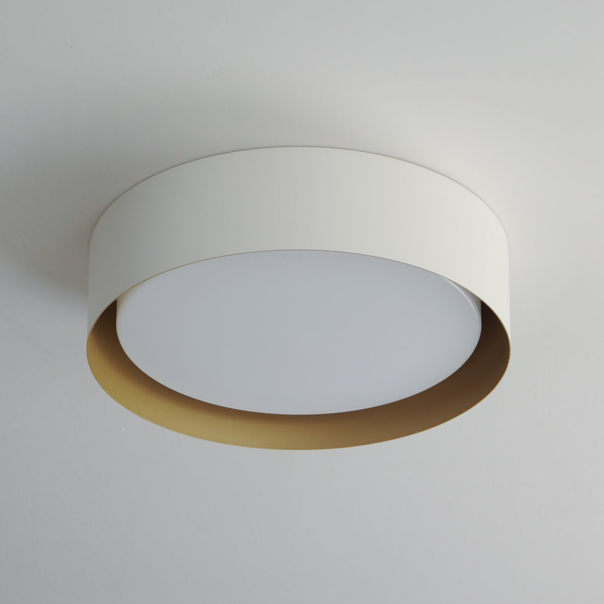 Echo 16" LED Flush Mount