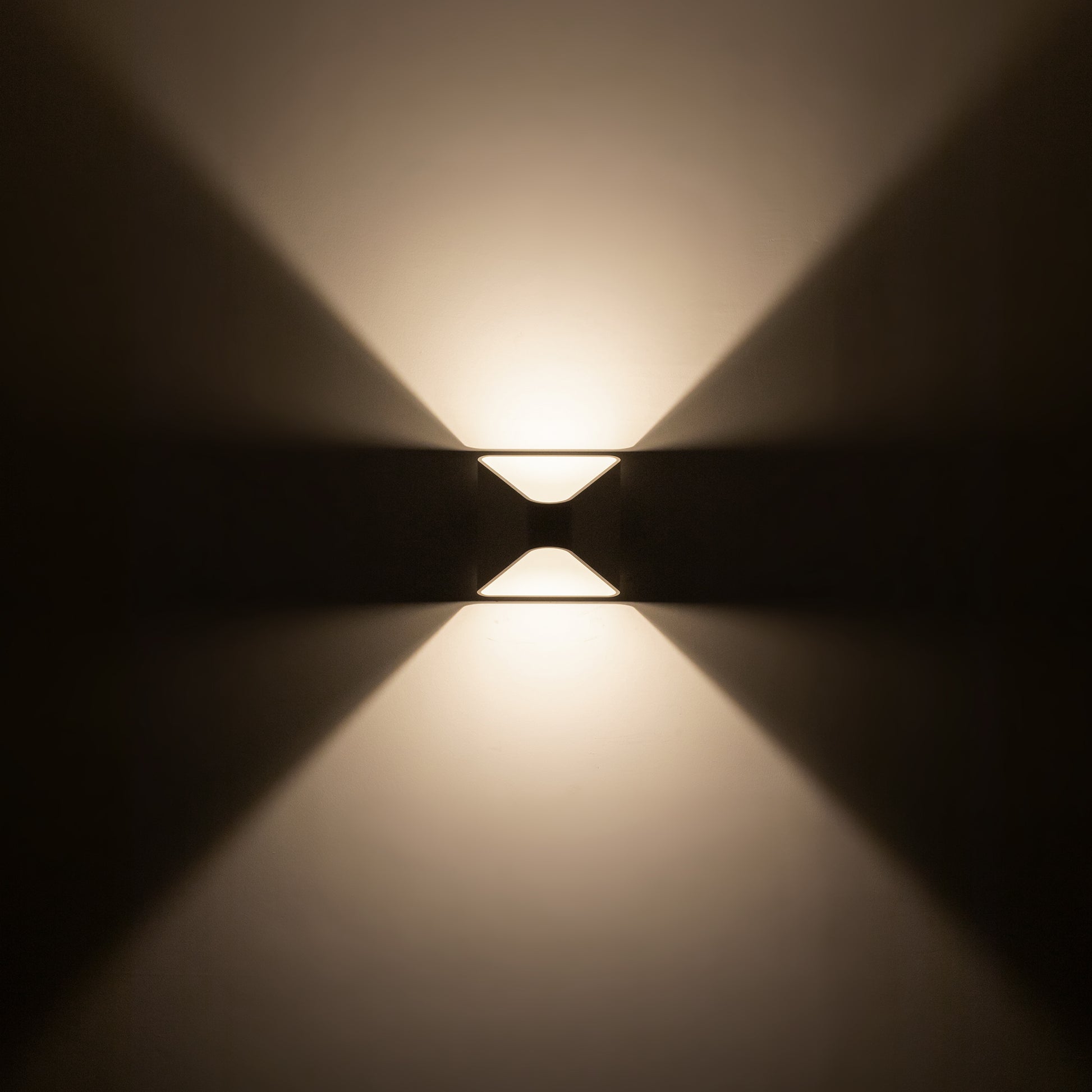Ellis Exterior Wall Sconce