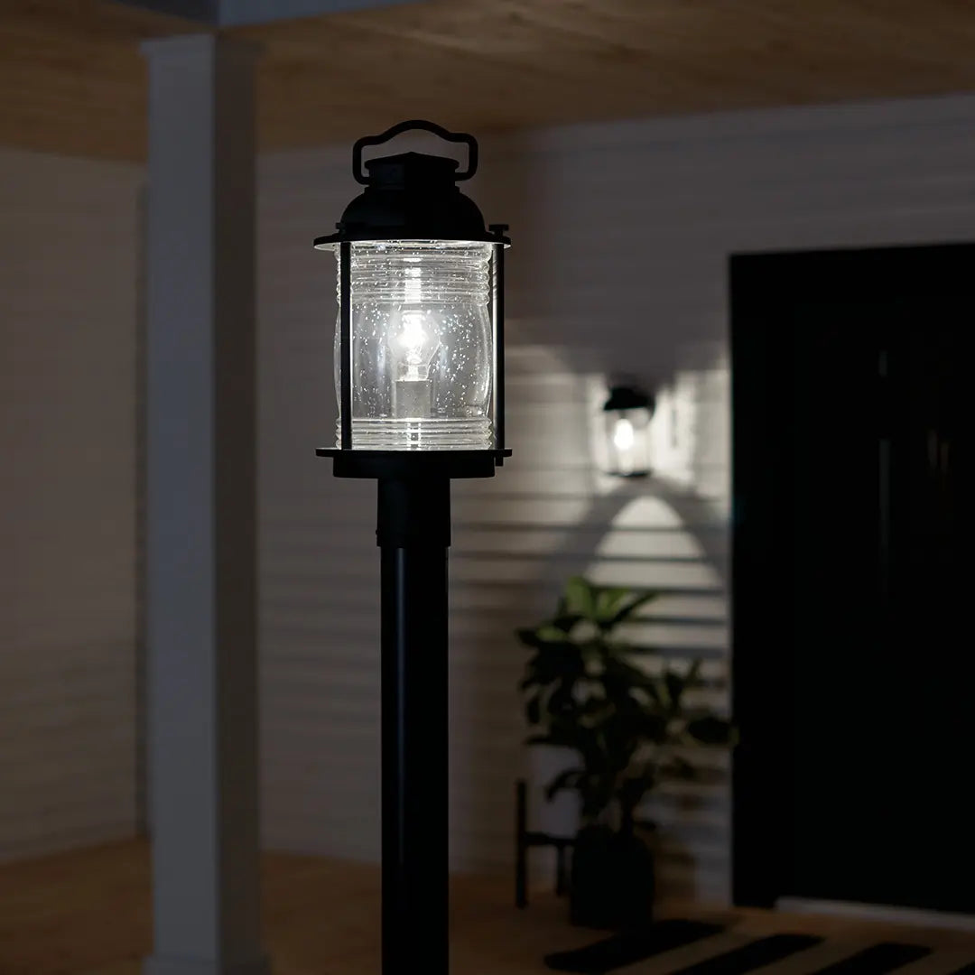 Ashland Bay Outdoor Post Mt 1Lt