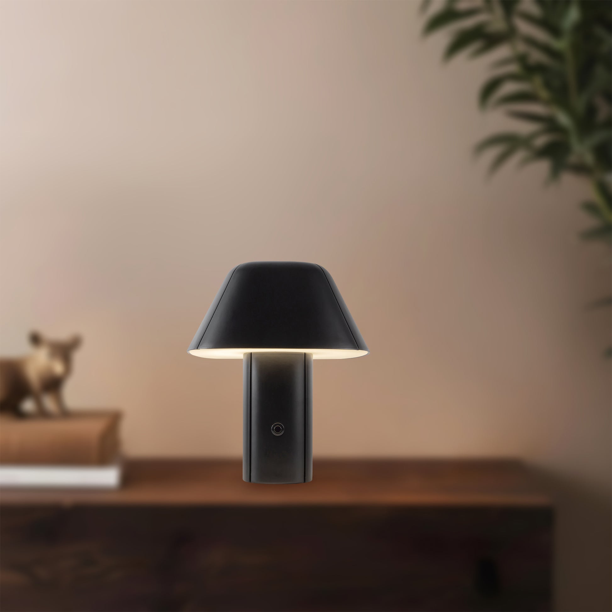 Folio Table Lamp