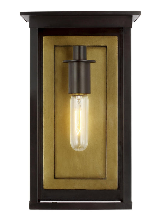 Freeport Medium Outdoor Wall Lantern