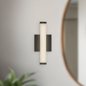 Geri Wall Sconce