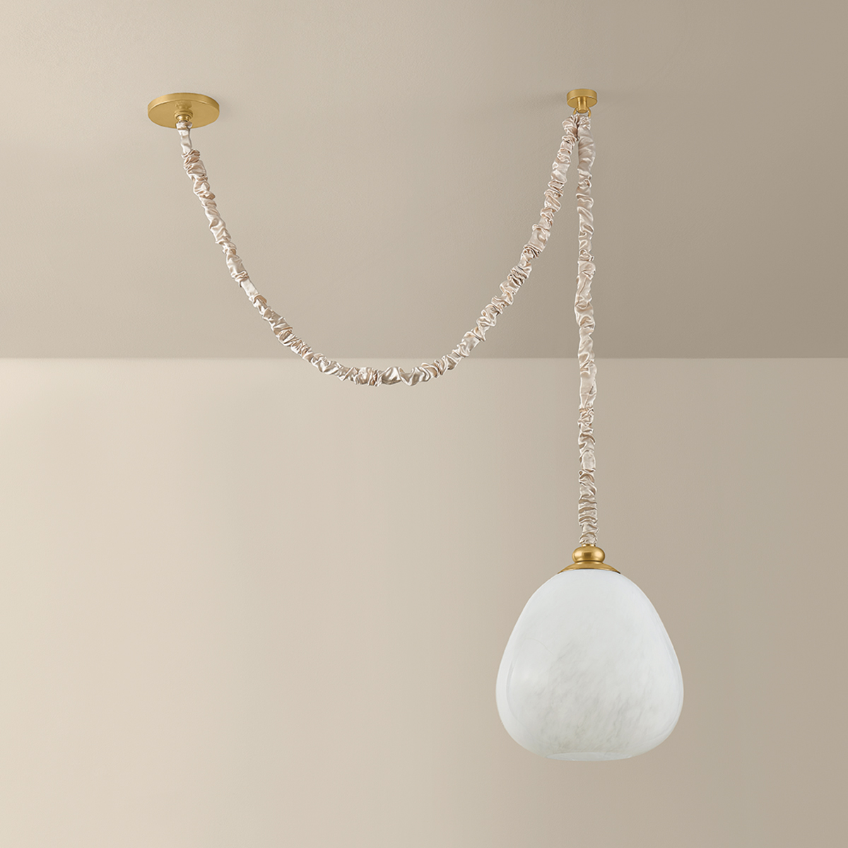 Remi Pendant