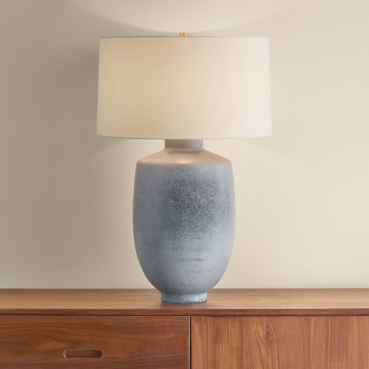Hensonville Table Lamp