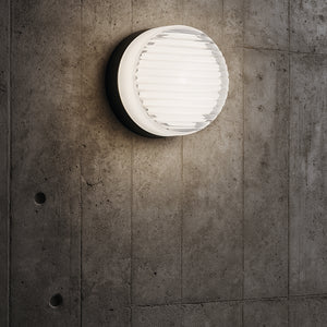 Lucia 15W Exterior Wall