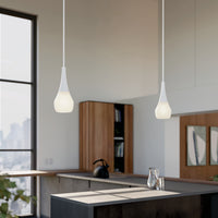 Deela Pendant 1Lt