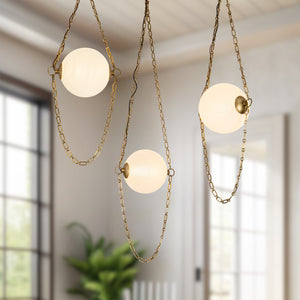 Petra Chandelier