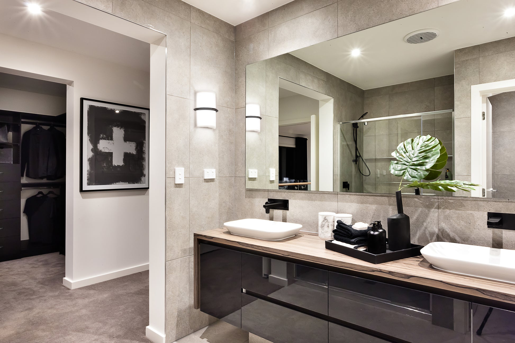 Pondi 9-in Brushed Gold LED Wall Sconce