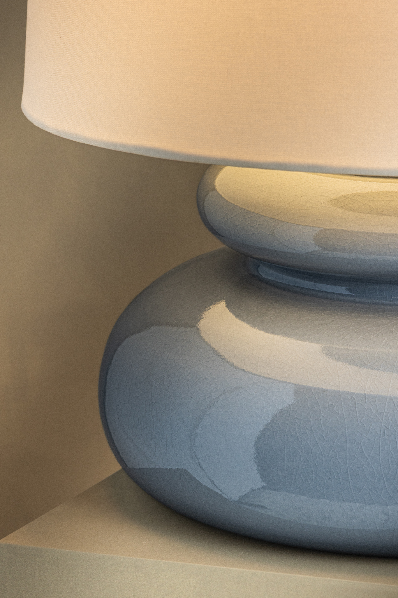 Pia Table Lamp
