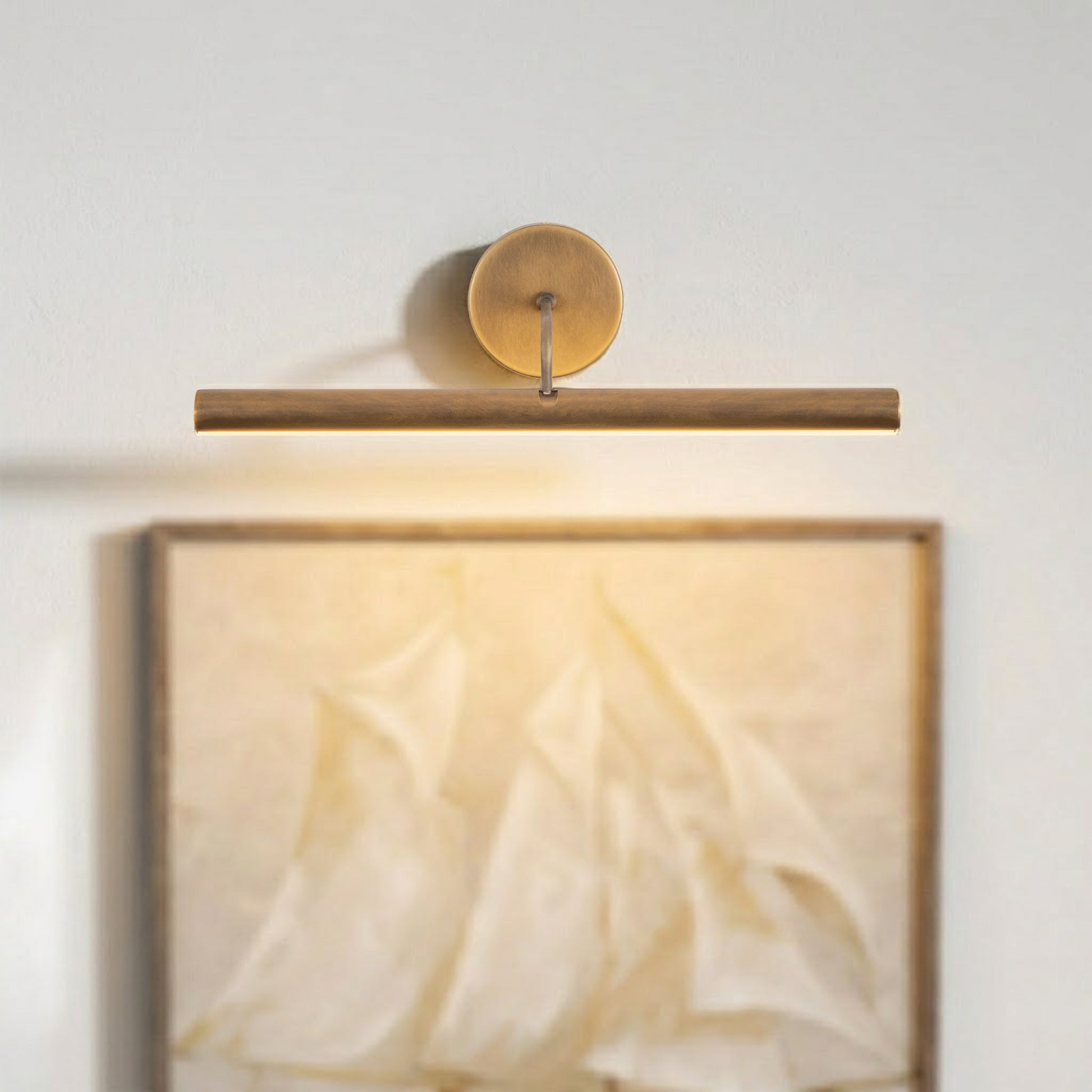 Slender 18-in LED Wall/Picture Light