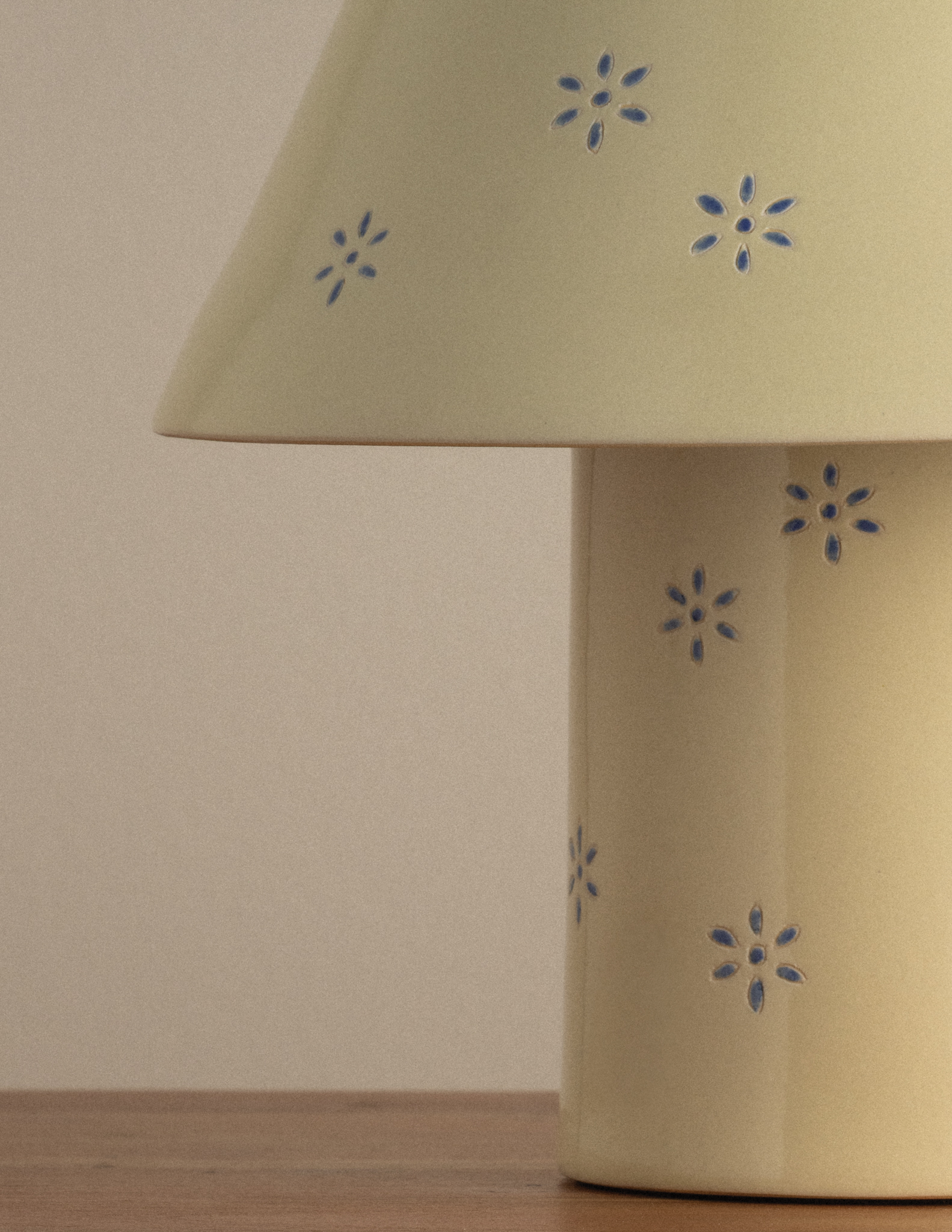 Seraphine Rechargeable Table Lamp