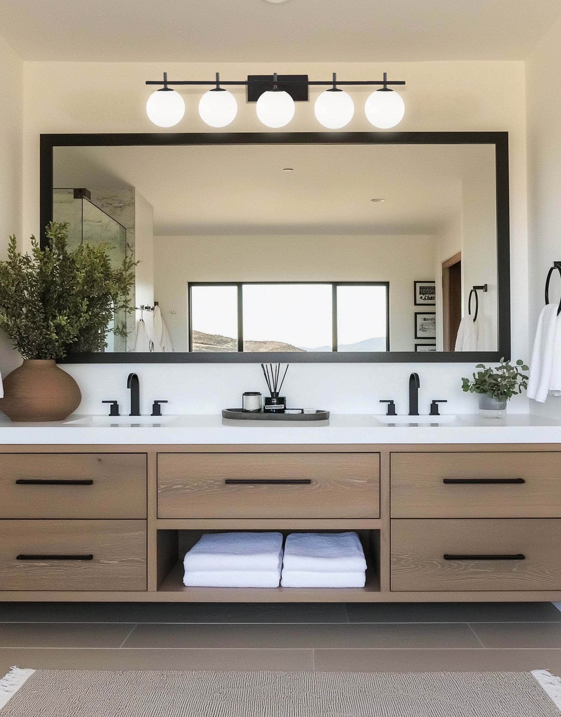 Vivaldi 5LT Vanity Wall Sconce