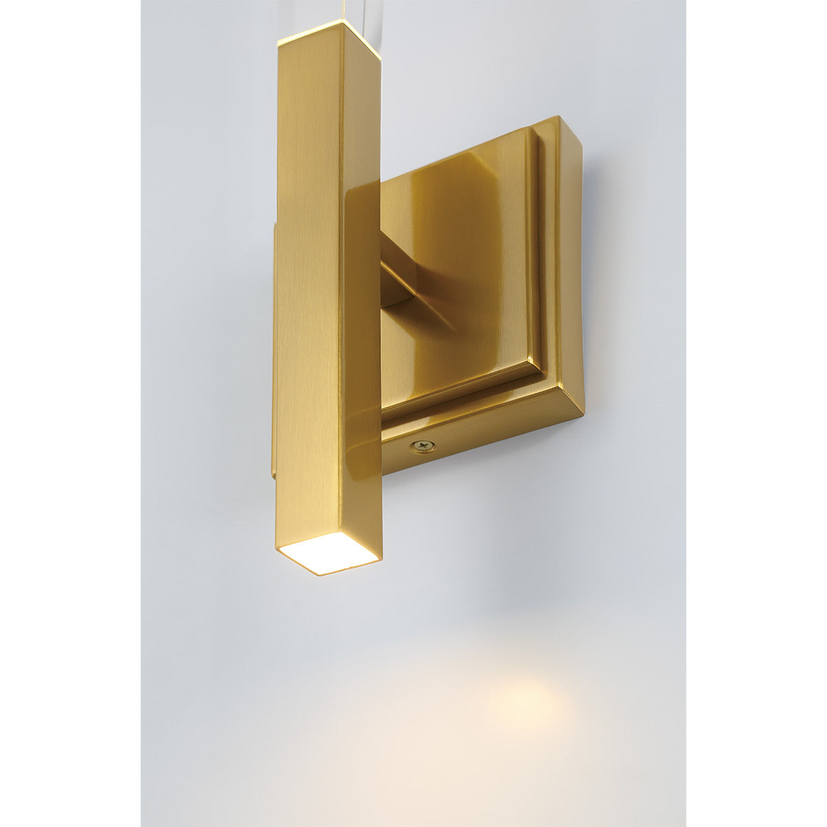 Benicio 18" Integrated LED Wall Sconce