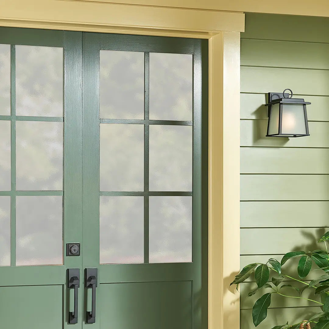 Noward Outdoor Wall Medium