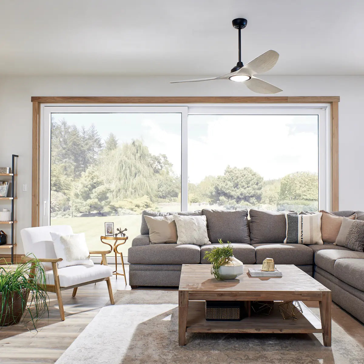 65 Inch Imari Fan