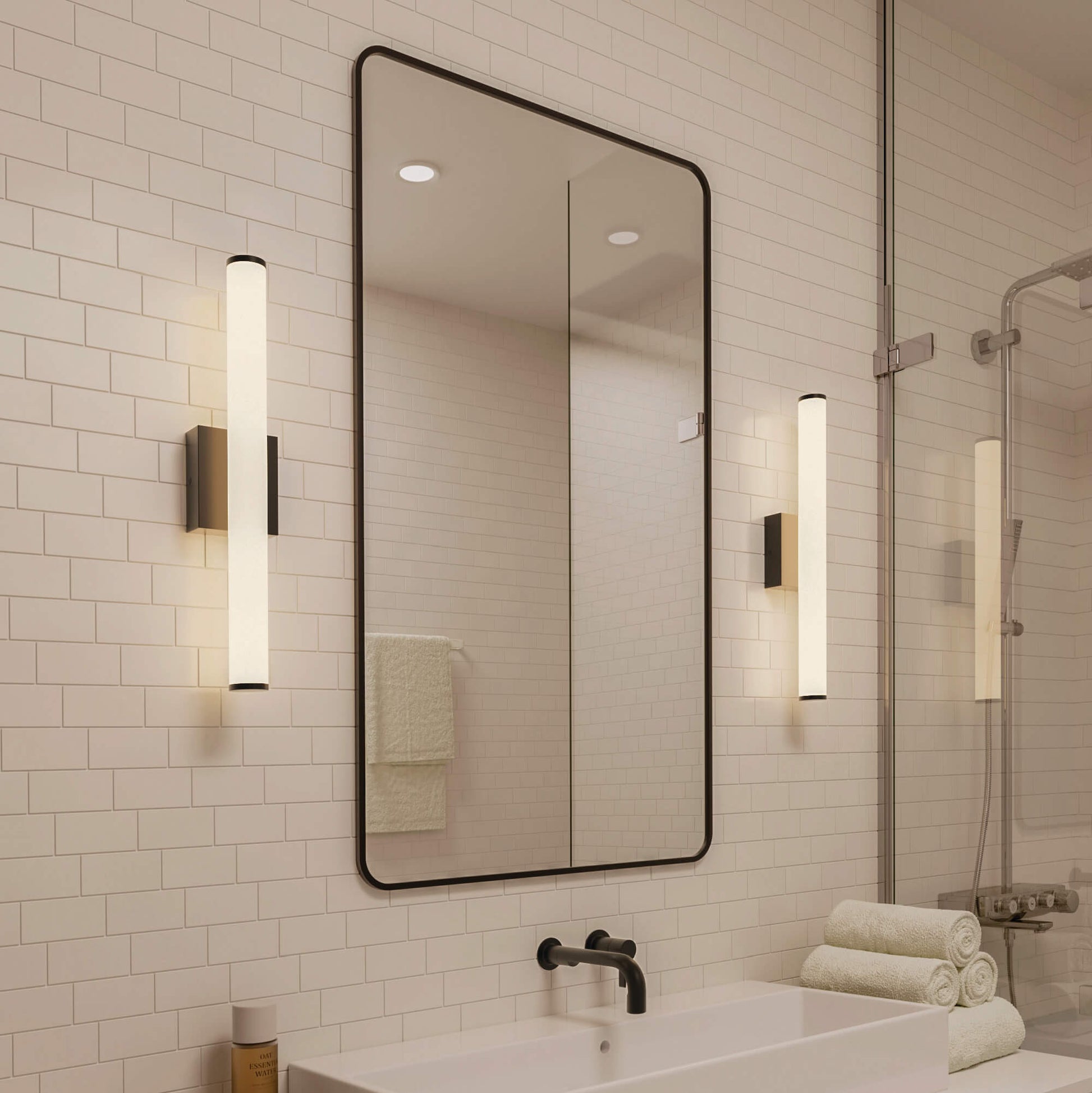 VELA 46in round vanity light, 5CCT