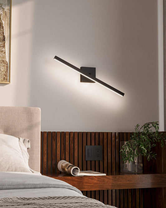 Portrait 24in Linear Swivel Vanity Sconce